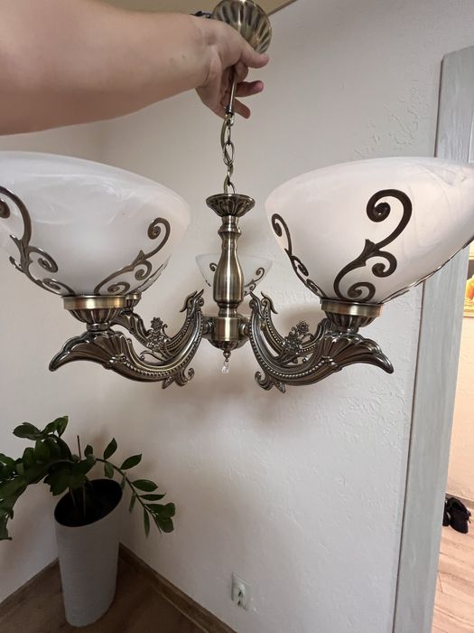 Класична люстра в стилі Барокко