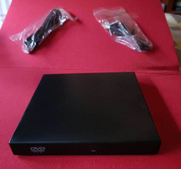 Leitor de CD e DVD portátil