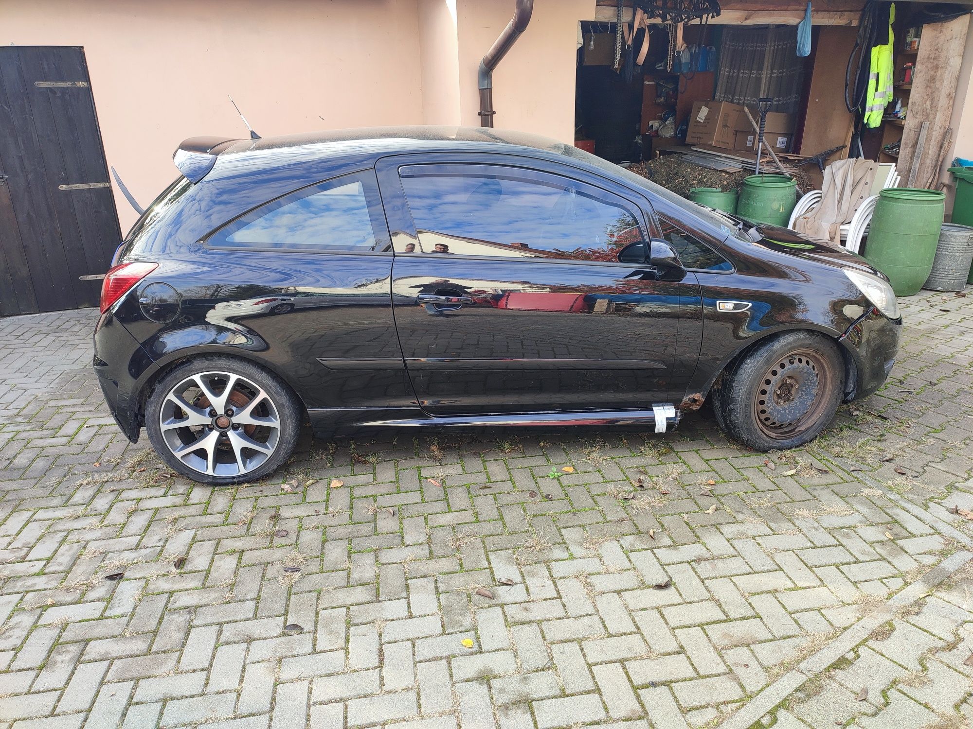 błotnik opel corsa  kod lakieru z20r