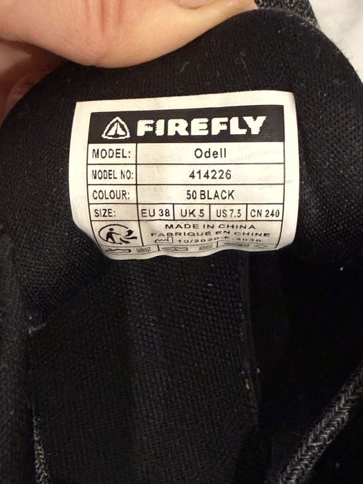 Чоловічі кросівки 38 розмір