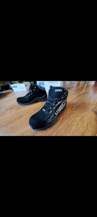 Buty Robocze 43r Uvex   S1