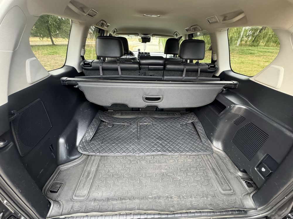 Toyota Land Cruiser Prado 150, максимальна комплектація