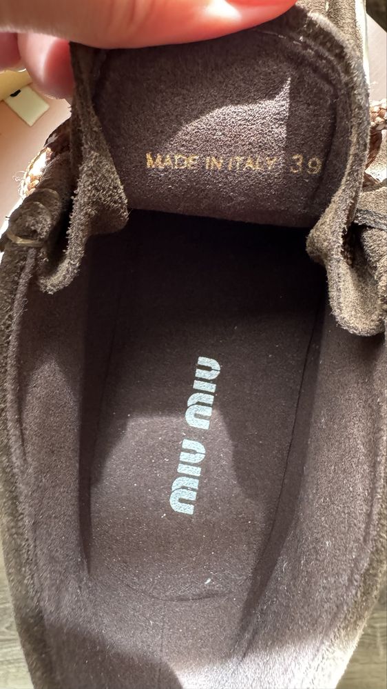Замшеві череки Miu Miu р.39 оригінал