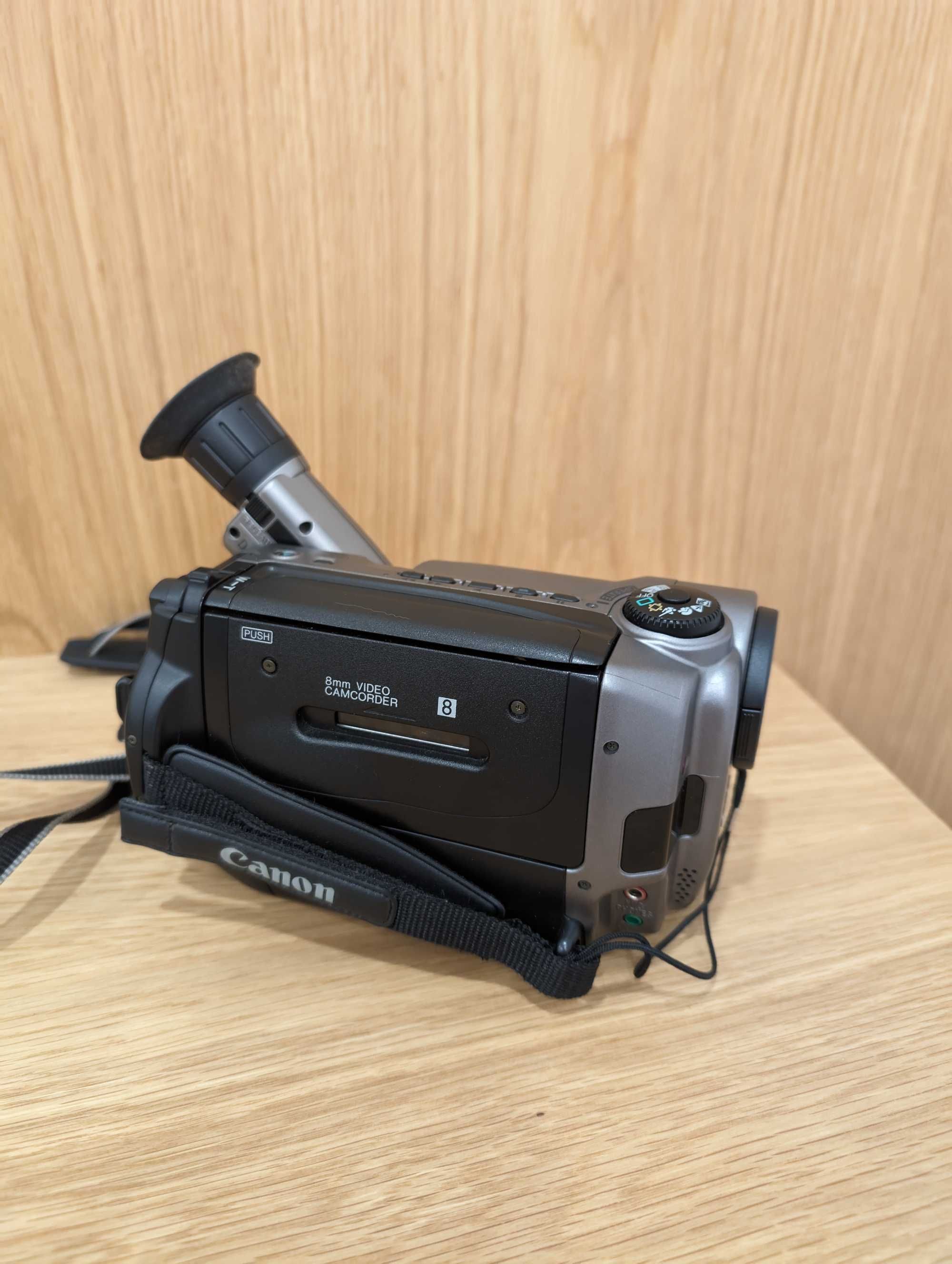 Câmara de video Canon UC5000