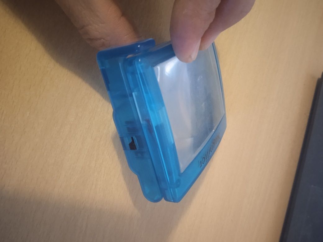 Lupa com luz para Game Boy Color