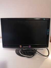 Sprzedam monitor Samsung syncmaster 933sn