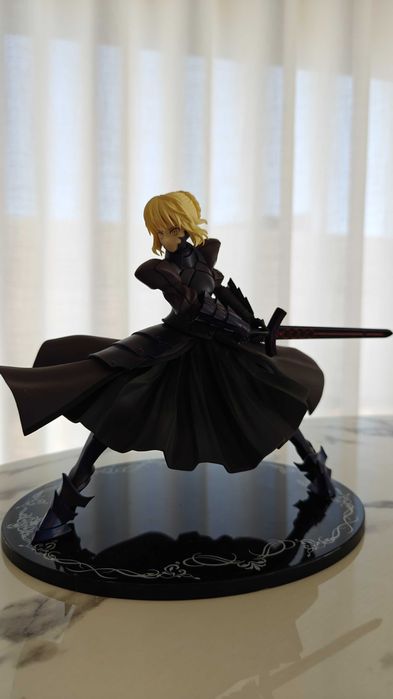 Figura de Saber Alter de Fate Series
