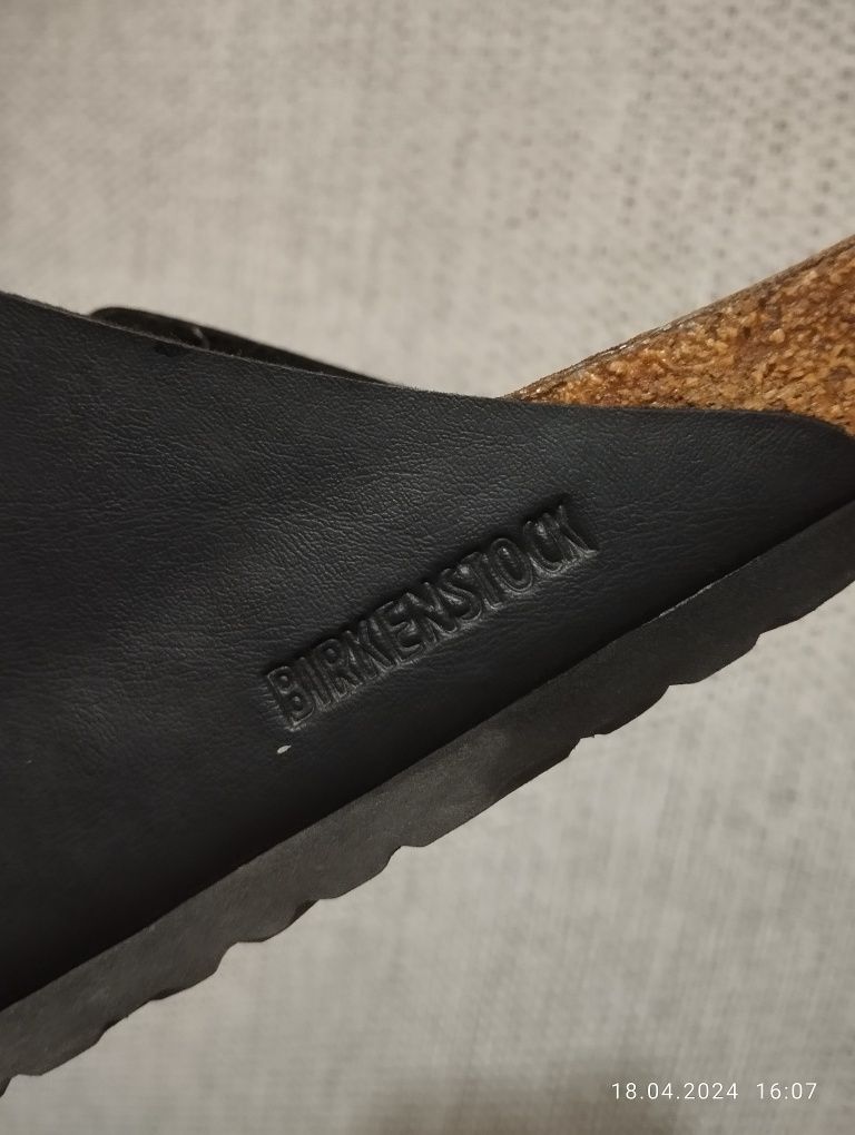 Шльопанці Birkenstock