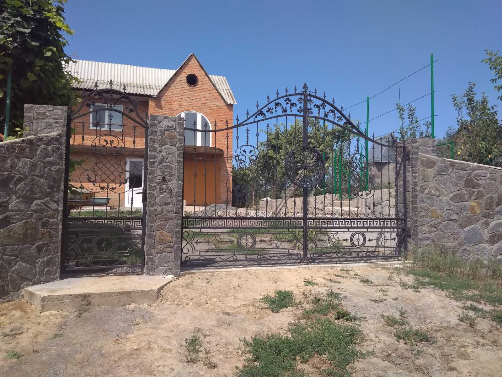 Продам будинок в селі Садове 9006