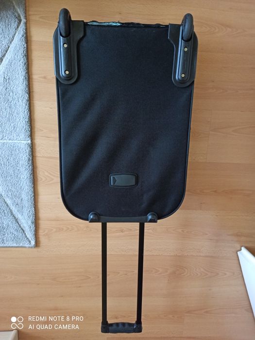 Walizka na dwóch kółkach 56×40×20 cm