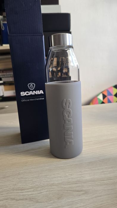 Butelka na wodę w gumowym etui, Oryginalna z kolekcji Scania