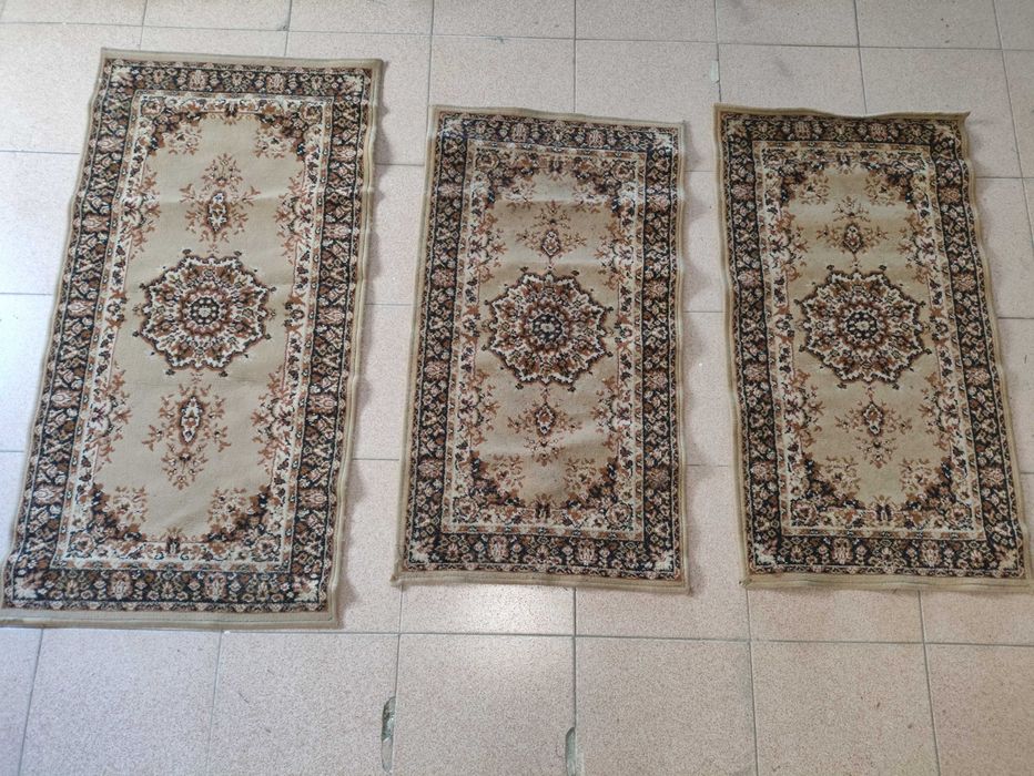 Conjunto 3 Tapetes Persa oriental em bom estado