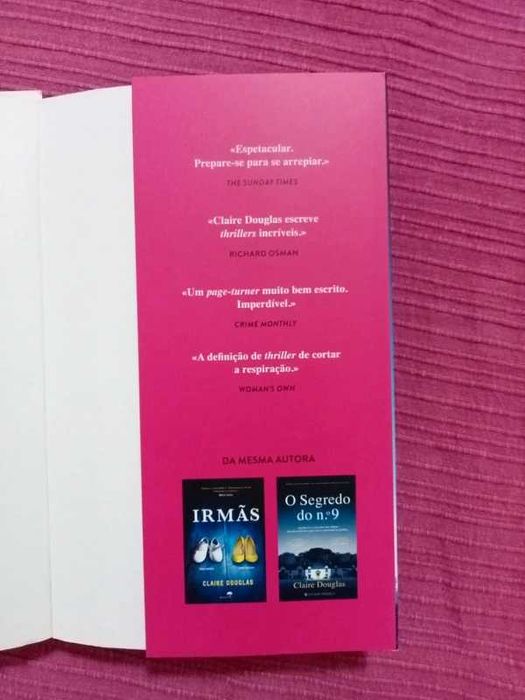 Livro: A Mentirosa de Claire Douglas