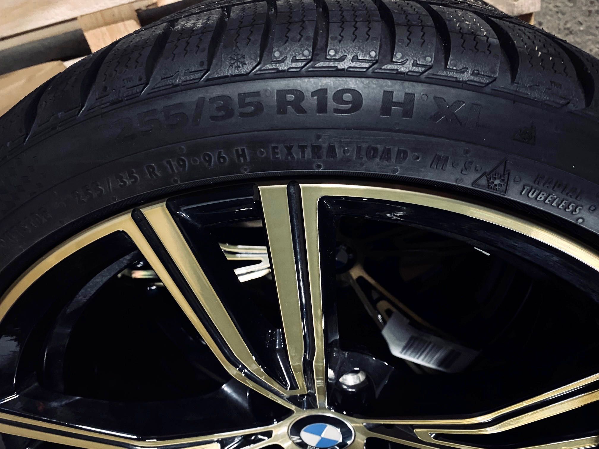 Koła zimowe 19” BMW seria 2 G42 3 g20 4 G22 G23 Styling 793 Night Gold