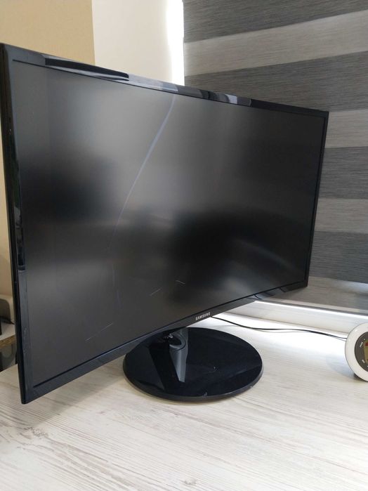 Монітор SAMSUNG C27F390 27 НЕробочий, на запчастини!