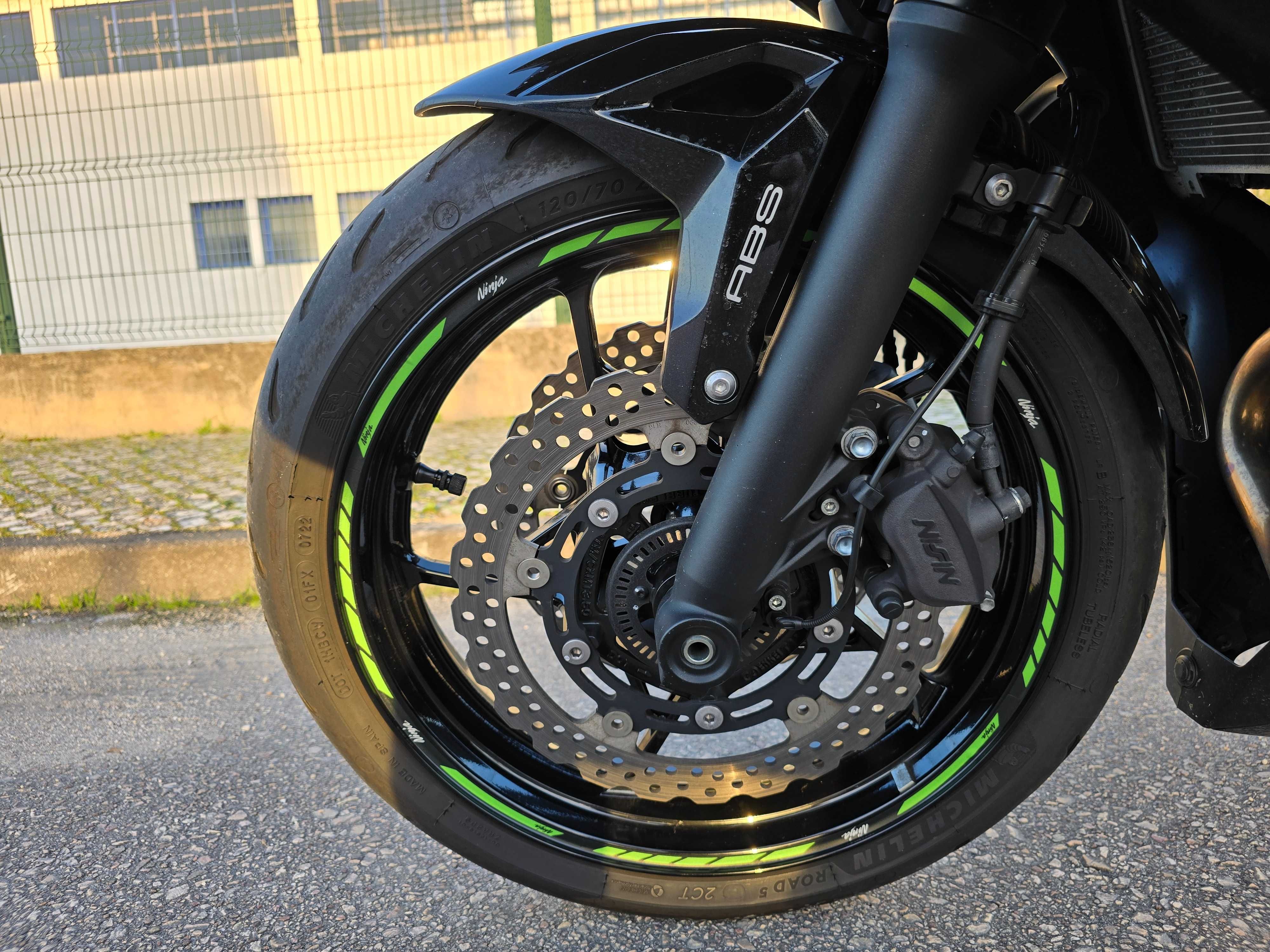 Kawasaki 650 Ninja