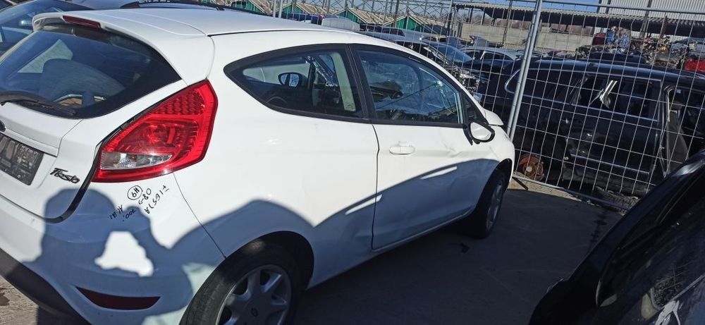 fiesta mk7 2008- 1,4 tdci lak. H9 Silnik skrzynia elementy blacharskie części