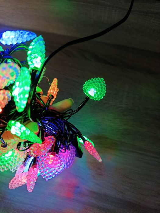 Гірлянда LED кольорові сердечка 3 метри нова