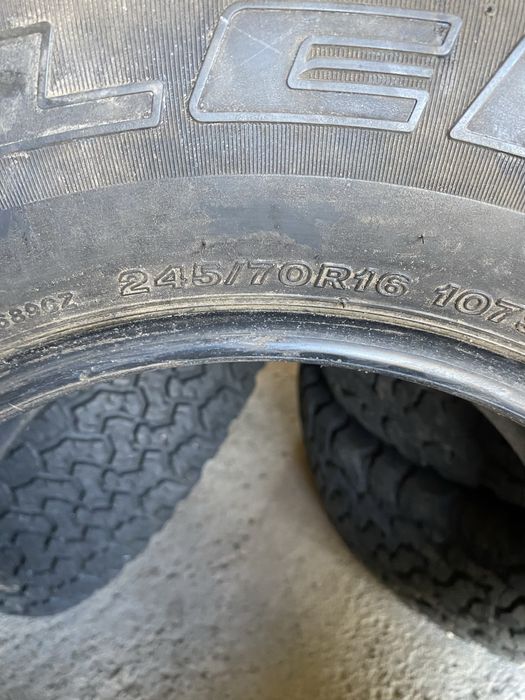 Резина болотяна245/70.R.16.Шини грязеві траса