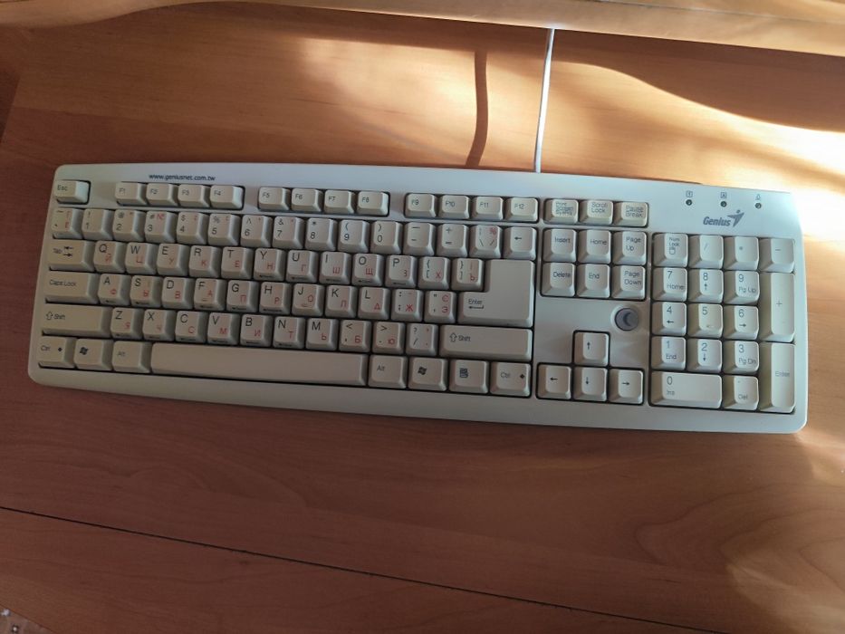 Компьютер LG, процессор, клавиатура