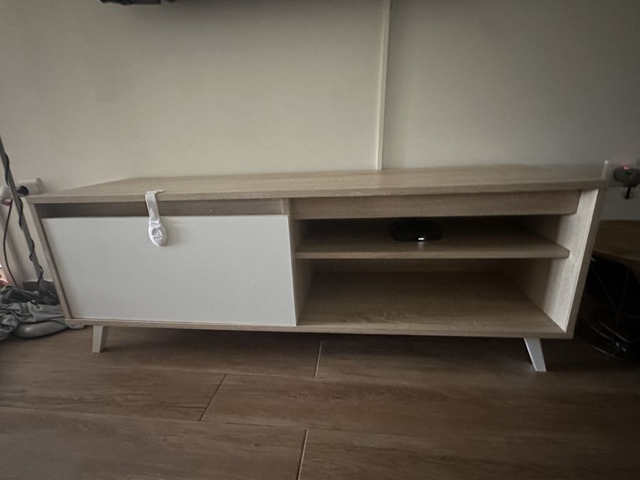 Movel de tv em otimo estado