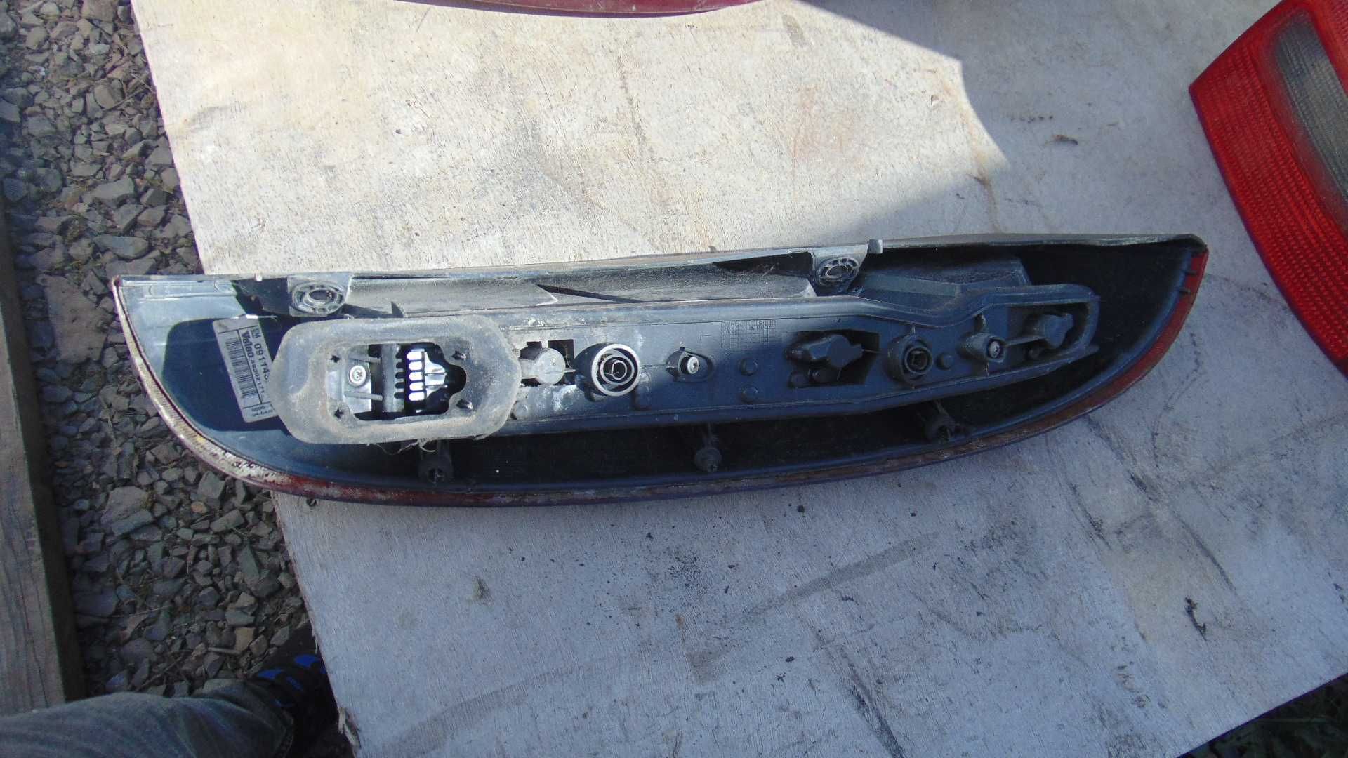 Lut55 Lampa lewa tylna tył lewy opel corsa C 3D wysyłka