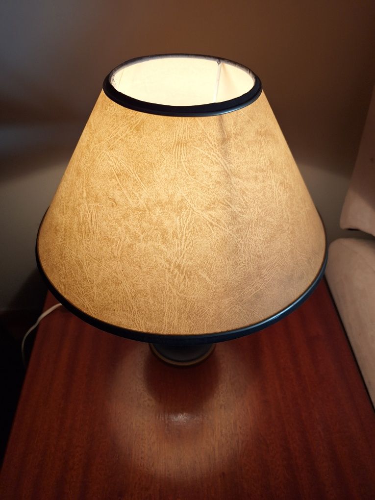 Candeiro de mesa