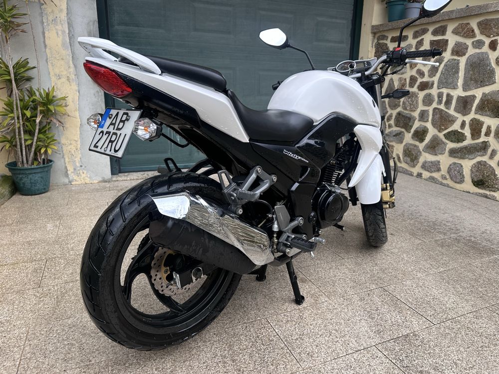 Sym wolf 125 cc com 1800 km