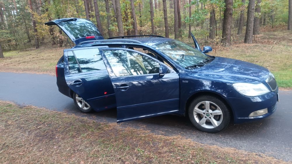 Продам економну шкоду в хорошому стані