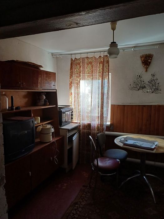 Терміново продам ділянку з будинком