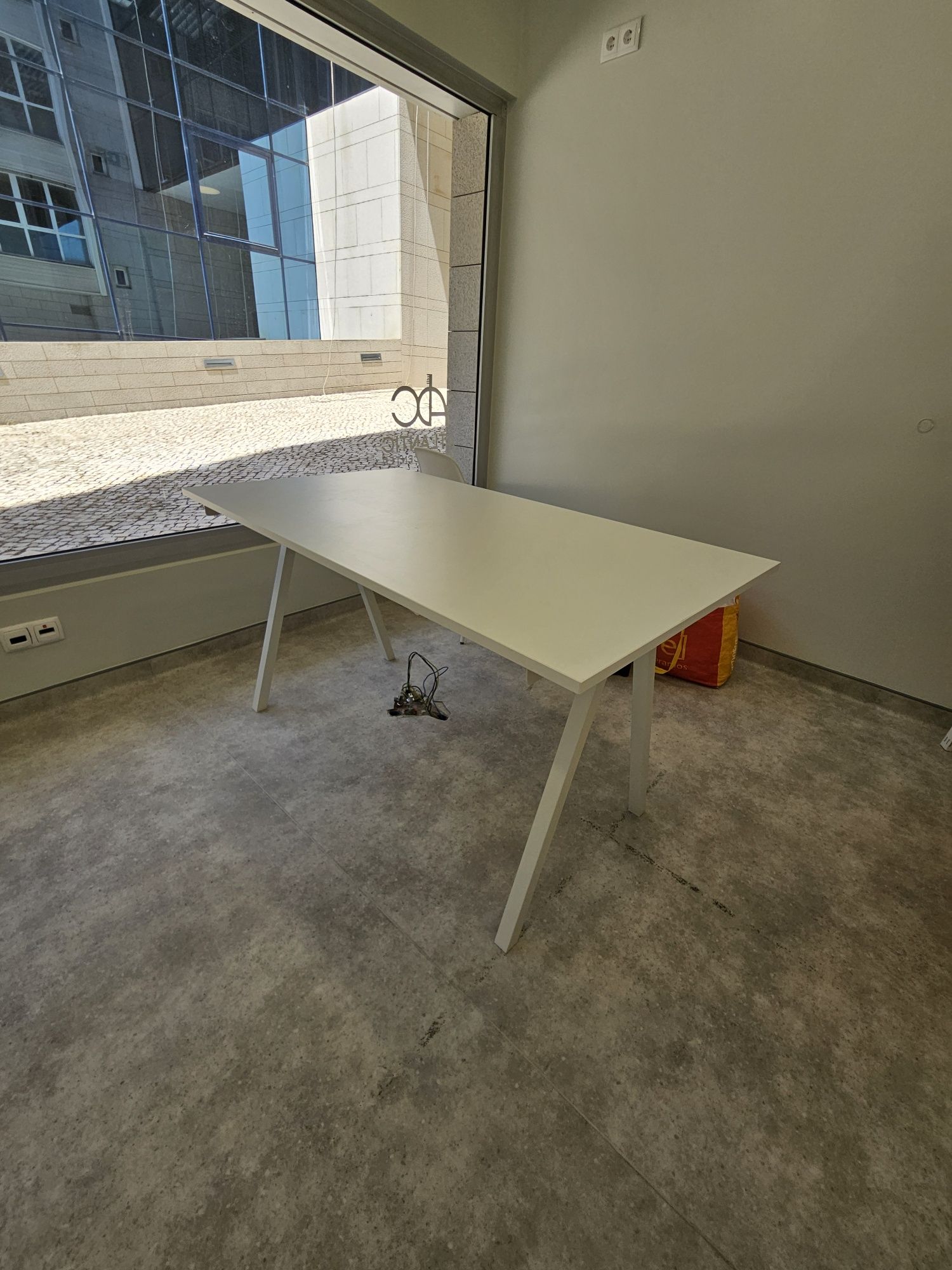 Mesa Ikea Trotten