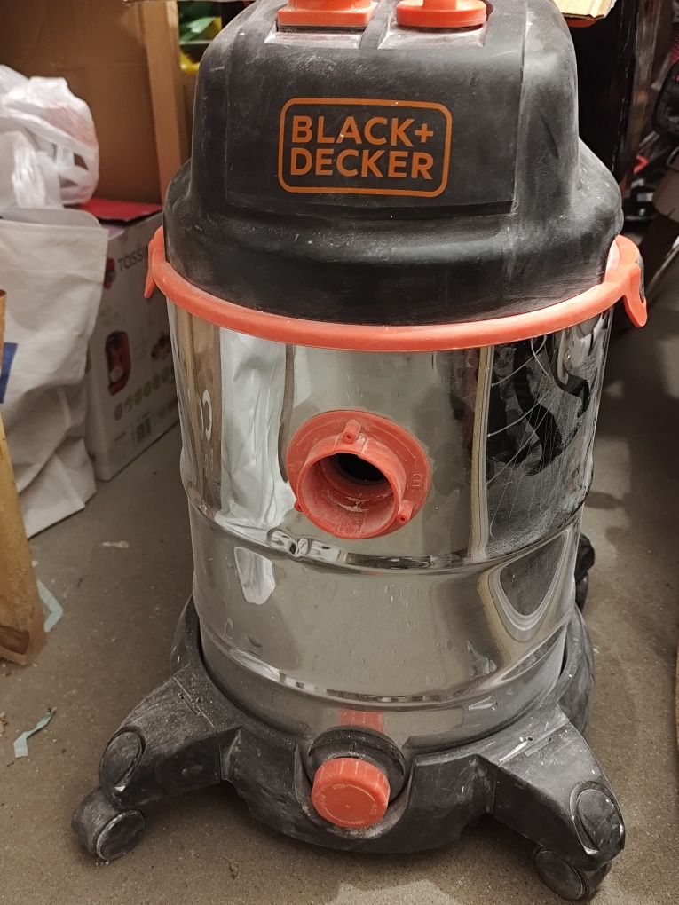 Sprzedam odkurzacz BLACK+DECKER