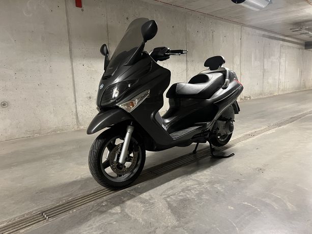 Piaggio XEVO 250/125 zarejestrowany / RATY