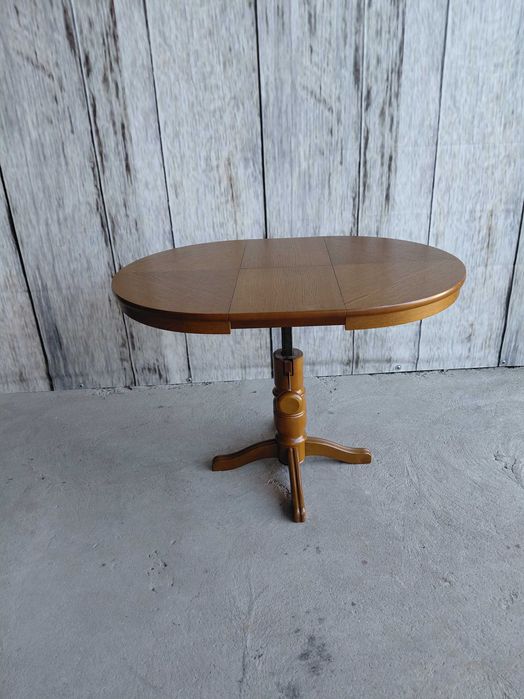 stół rozkładany z regulowaną wysokością / 154