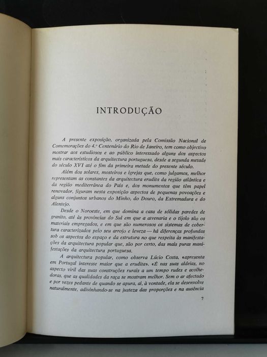 Catálogo da exposição Aspectos da Arquitectura Portuguesa, 1550 a 1950