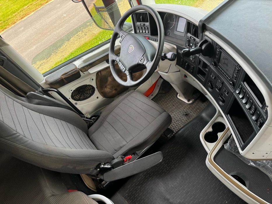 Scania R410 Grua Hiab 211 .2017