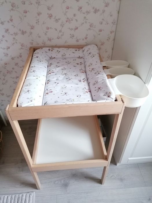 Przewijak Ikea Sniglar + pojemniki + mata