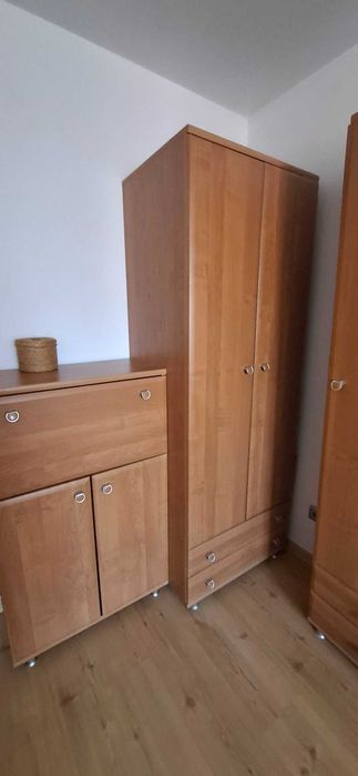 Szafa dwudrzwiowa z szufladami