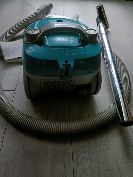 odkurzacz amica 1400w