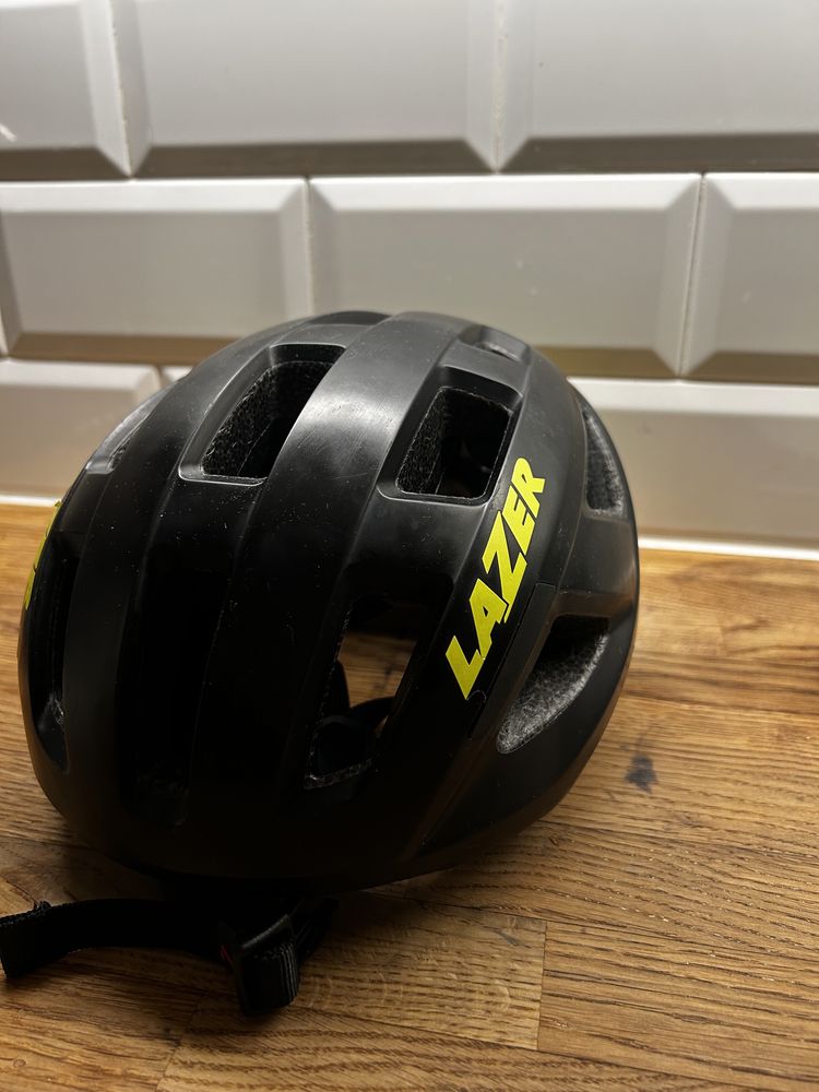 Kask Lazer Tonic Kineticore