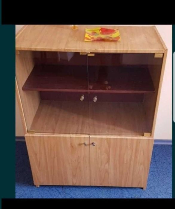 Продам. Качествеенный шкафчик