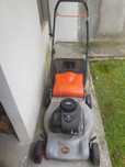Máquina Cortar Relva a Gasolina Briggs & Stratton