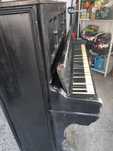 Sprzedam pianino