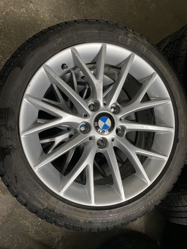 Jantes e pneus 17” BMW