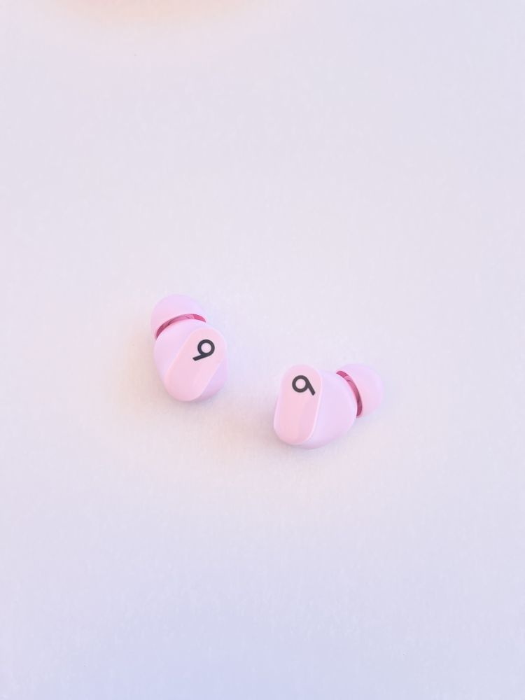 Auriculares Beats Studio Buds true wireless rosa