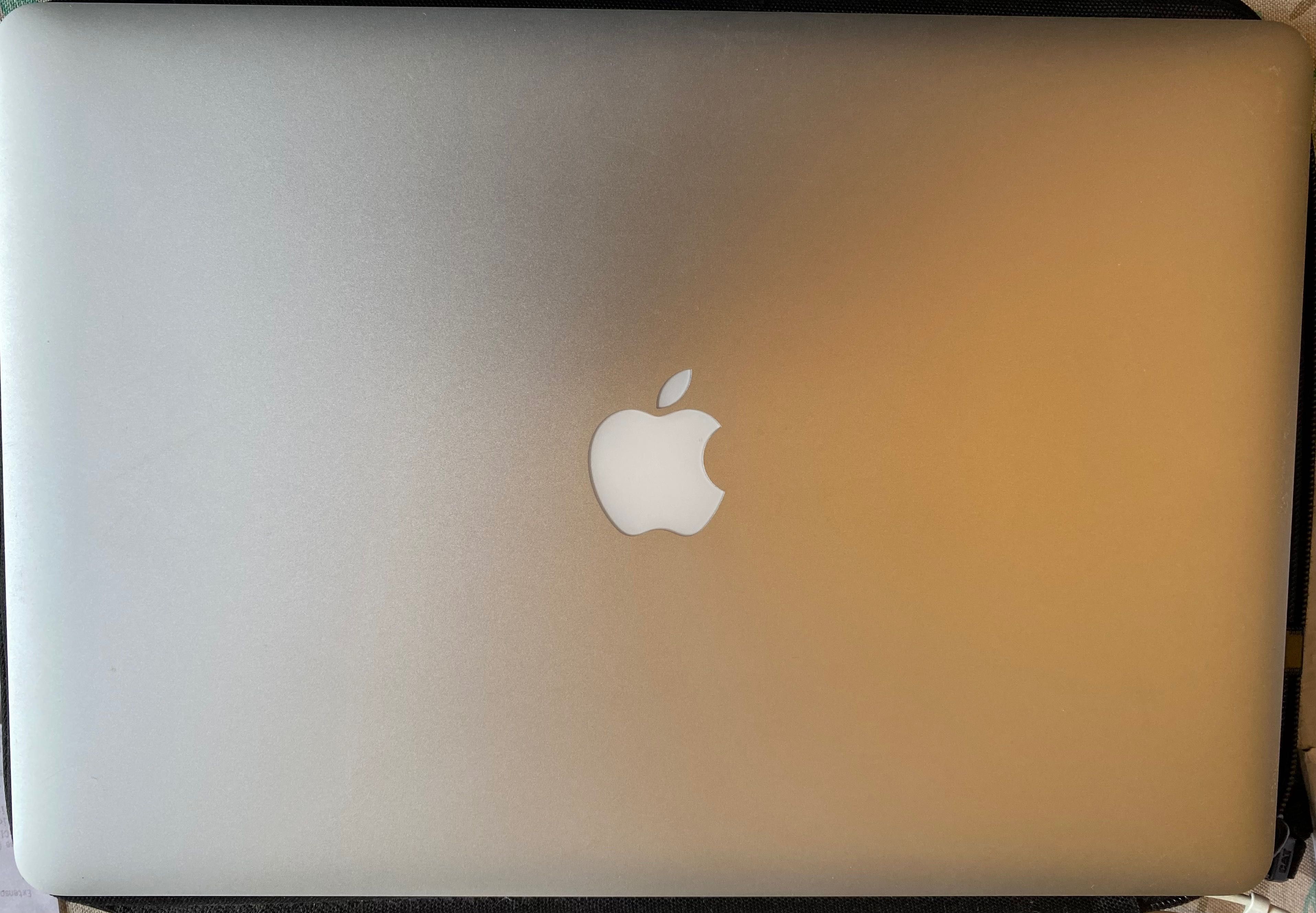 MacBook Pro (Retina, 15 polegadas, i7, 2015)