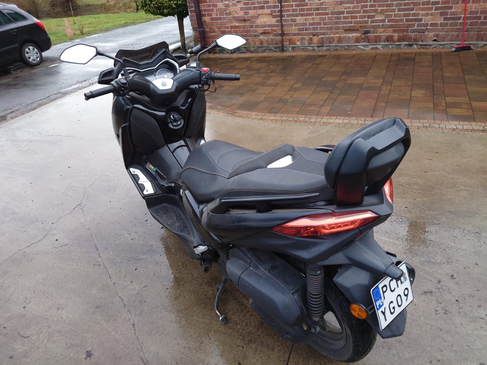 Skuter motocykl yamaha x-max 2019r iron max125