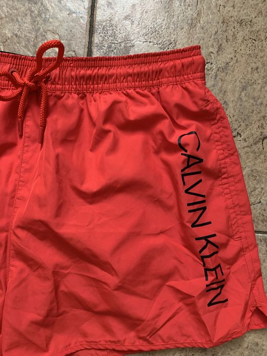 Шорти Calvin Klein. S