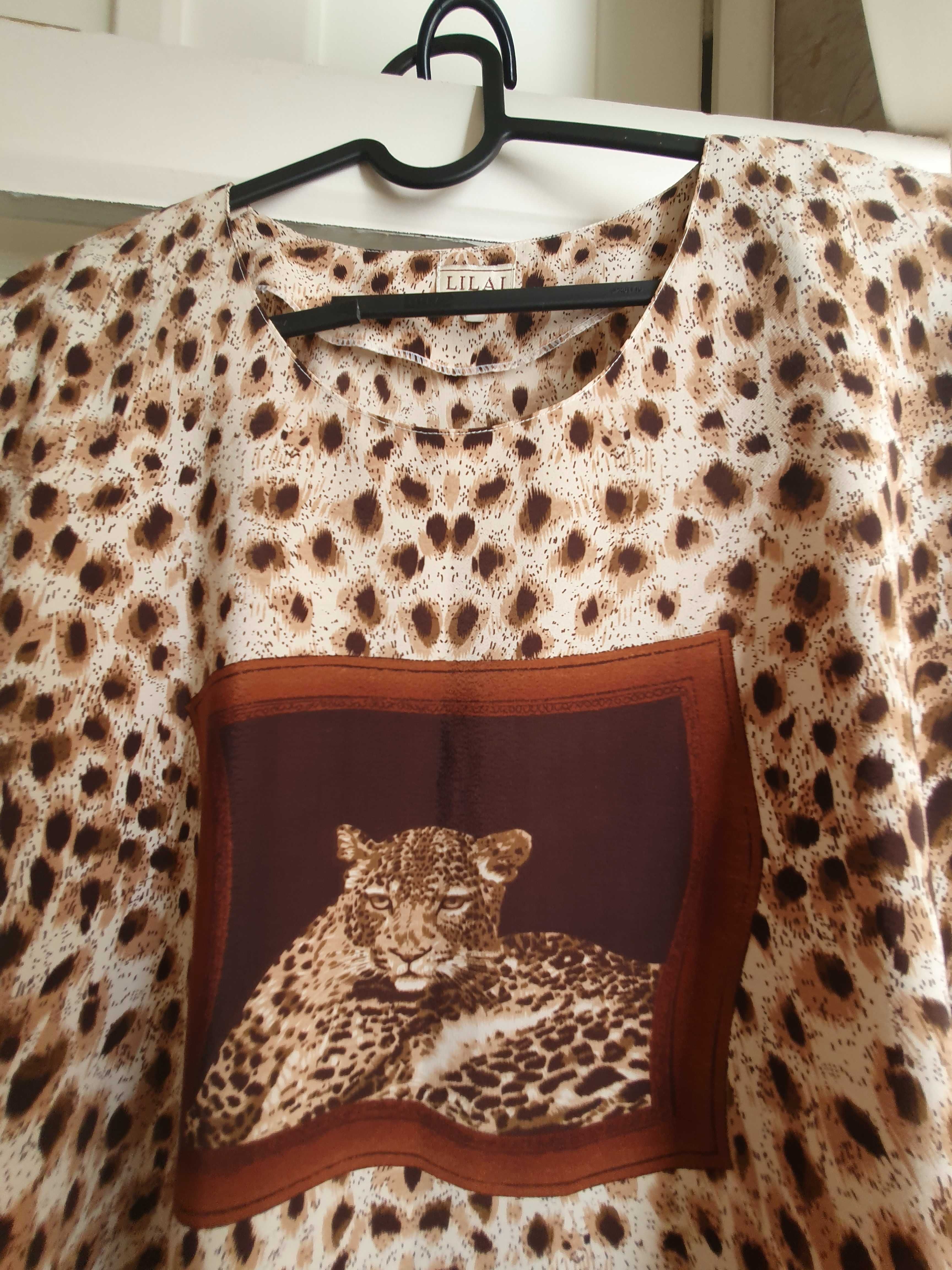 Supercool Vintage Oversized Leopard T-shirt Georgette fabric