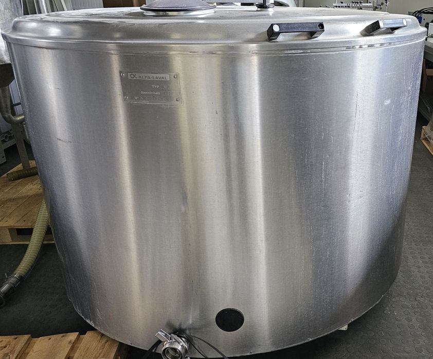 Zbiornik chłodzący Alfa Laval z agregatem i mieszadłem